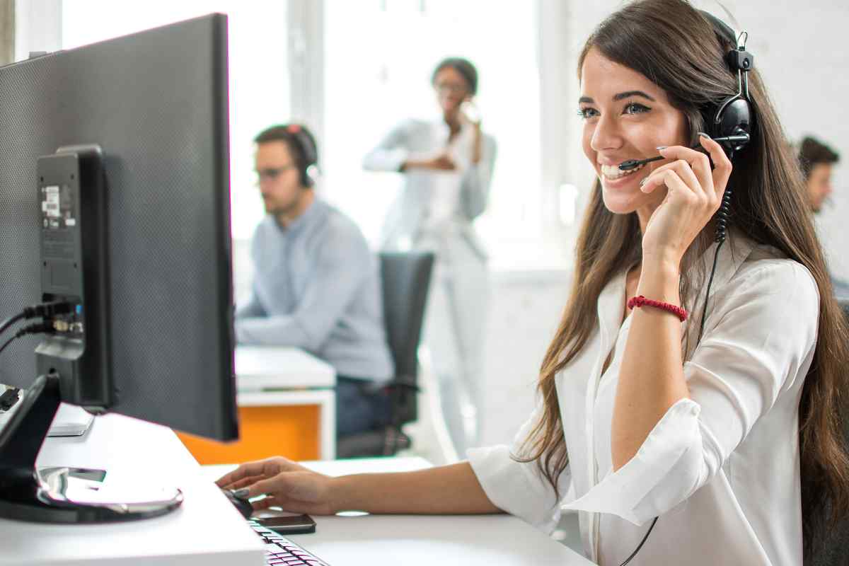 Elijah Norton Lists Ways Customer Service Makes A Difference