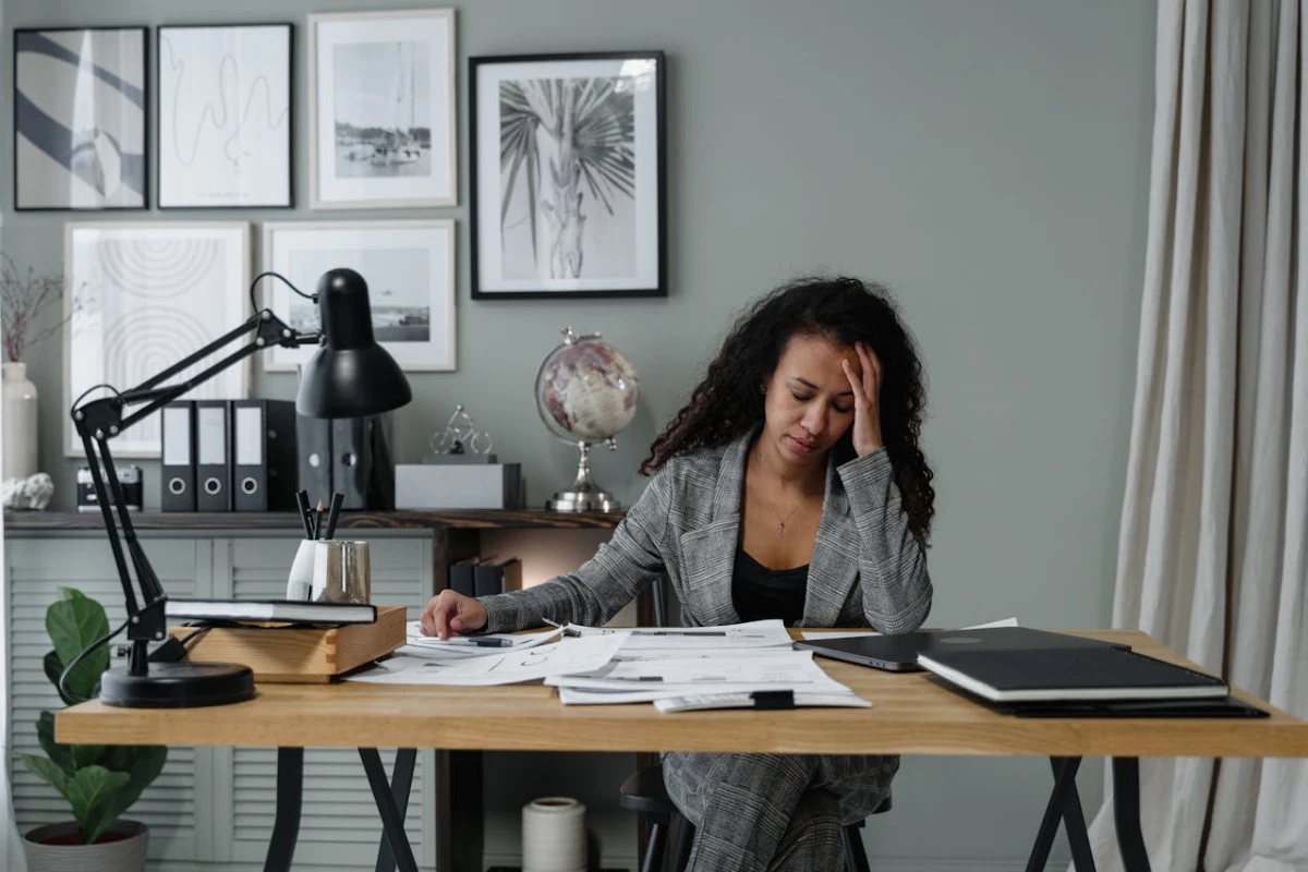 The Small Business Cash Flow Crisis: Why More Companies Are Struggling to Stay Ahead